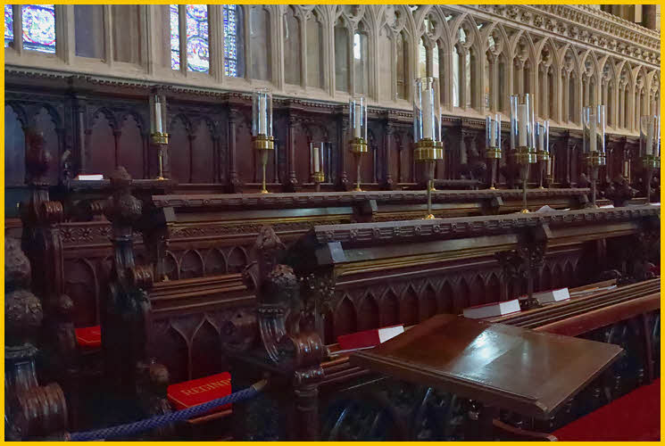 Quire Seating